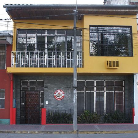Flying Dog Hostel Iquitos Luaran gambar