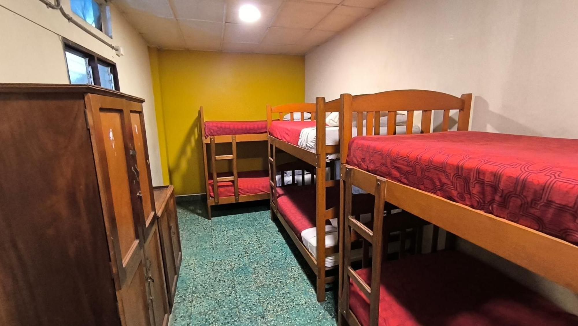 Flying Dog Hostel Iquitos Luaran gambar