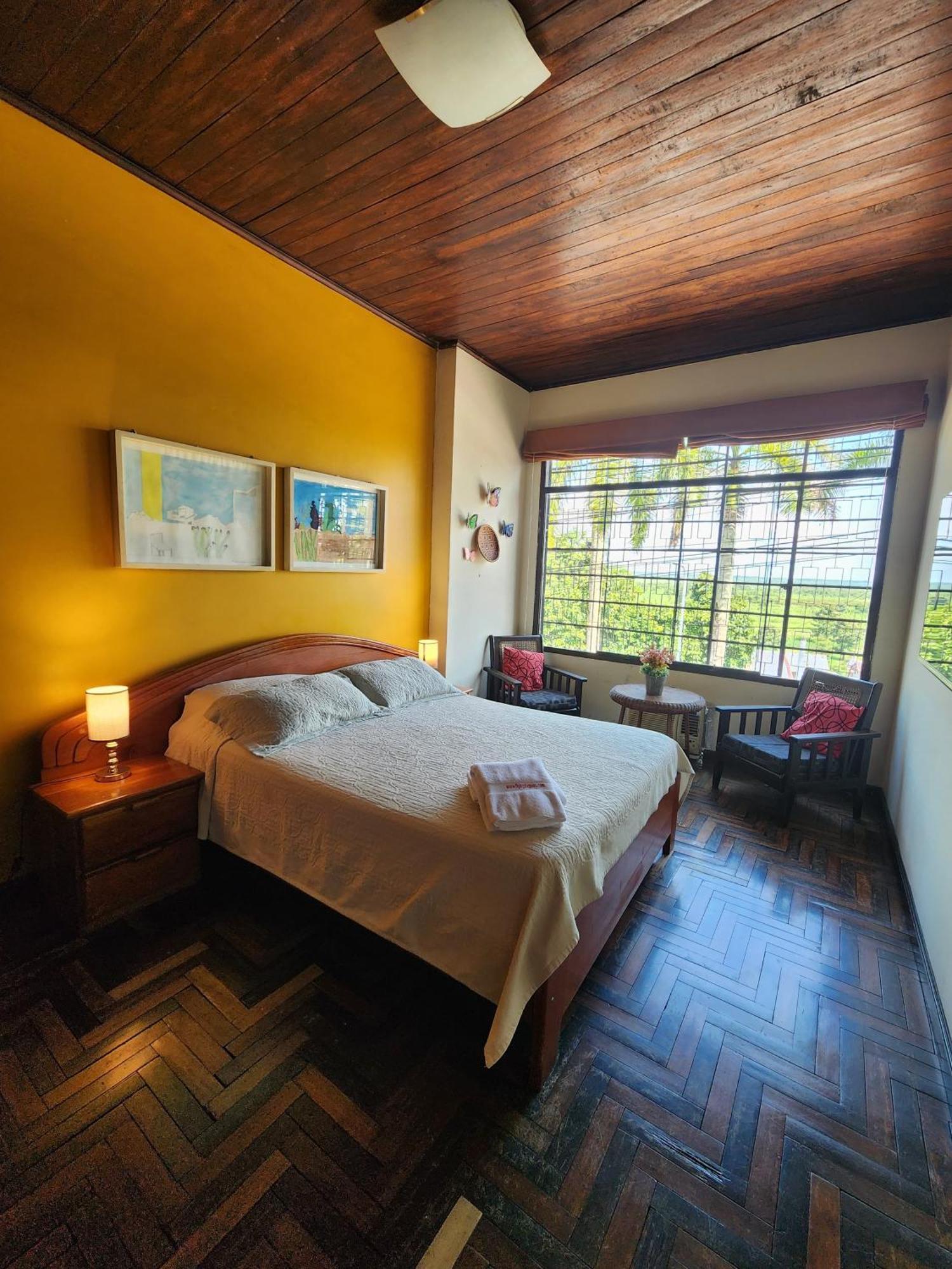 Flying Dog Hostel Iquitos Luaran gambar
