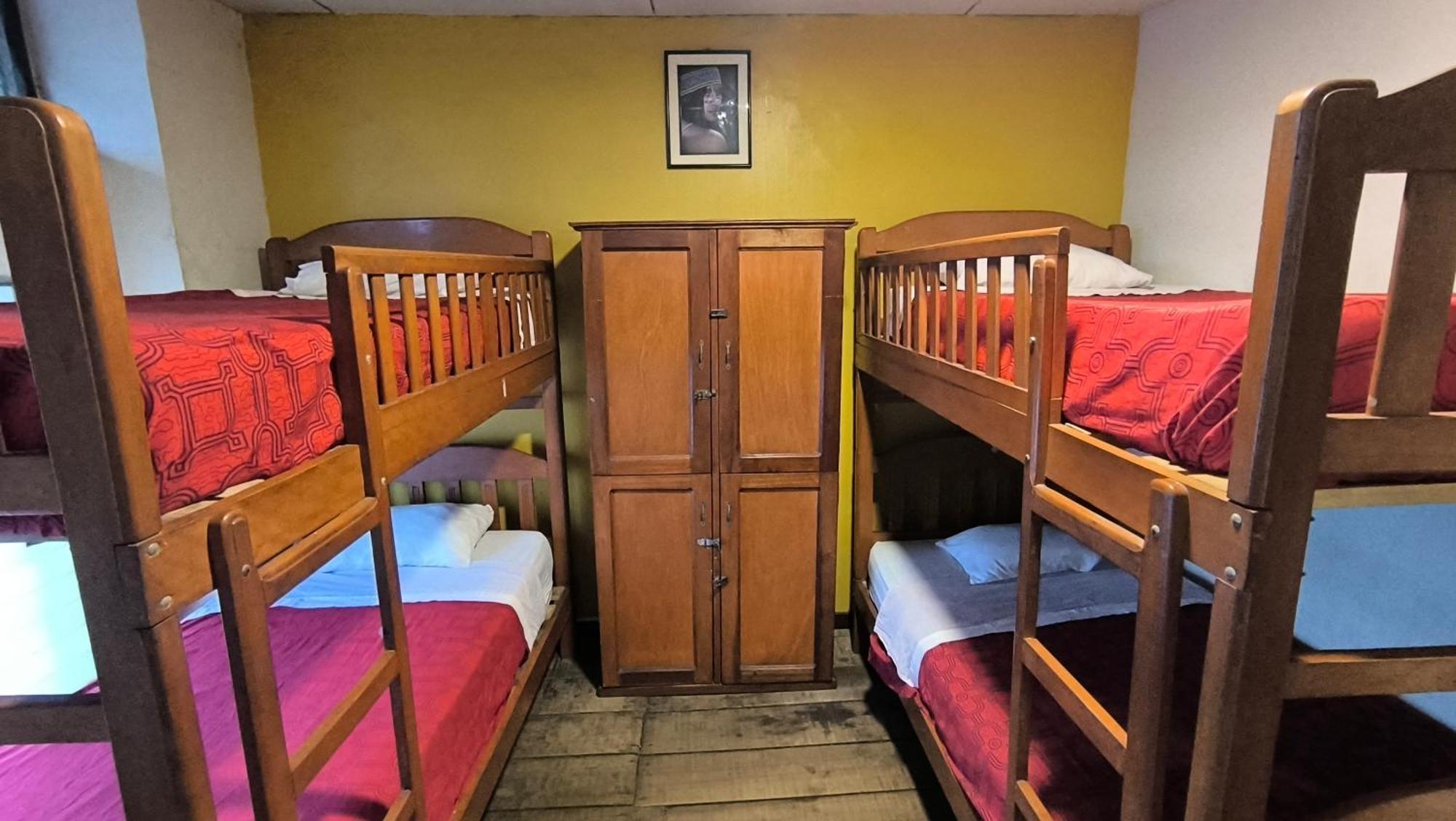Flying Dog Hostel Iquitos Luaran gambar